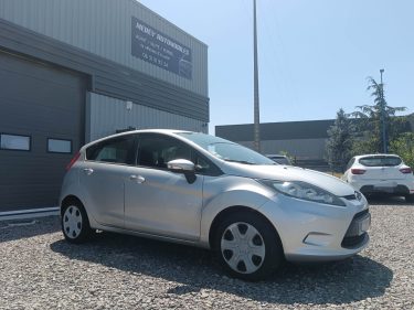 FORD FIESTA 1.25 82 CV AMBIENTE / CLIM USB AUX / 112650 KMS