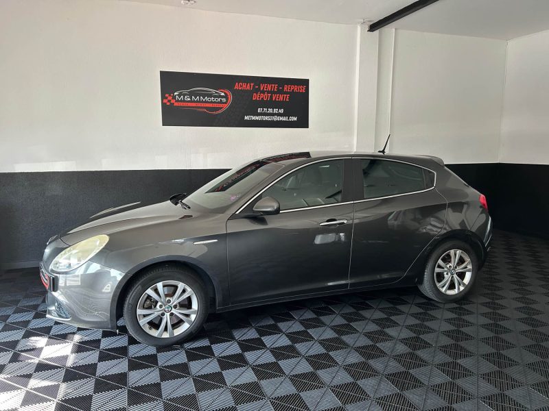 ALFA ROMEO GIULIETTA DISTINCTIVE 2.0 140 JTDM