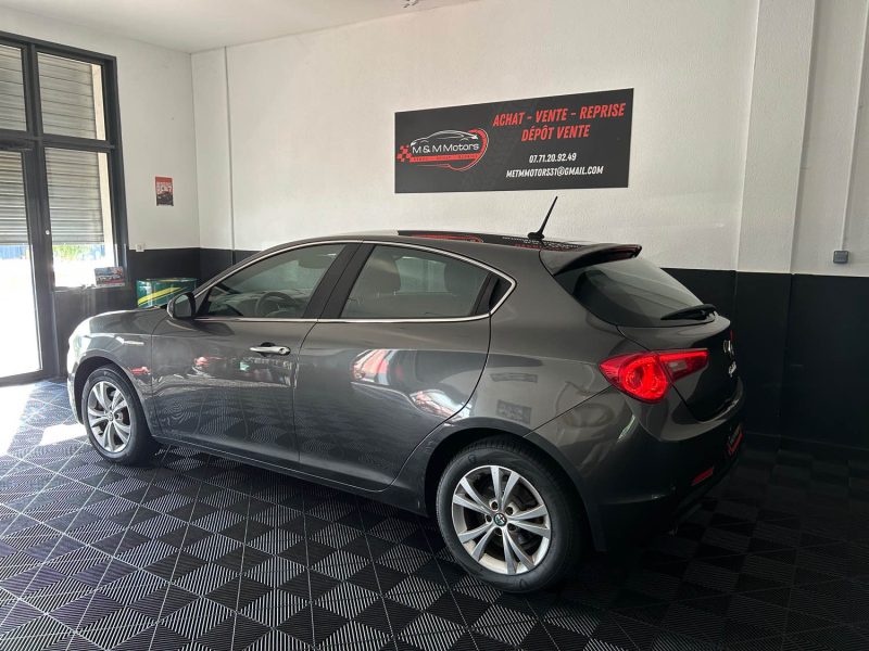ALFA ROMEO GIULIETTA DISTINCTIVE 2.0 140 JTDM