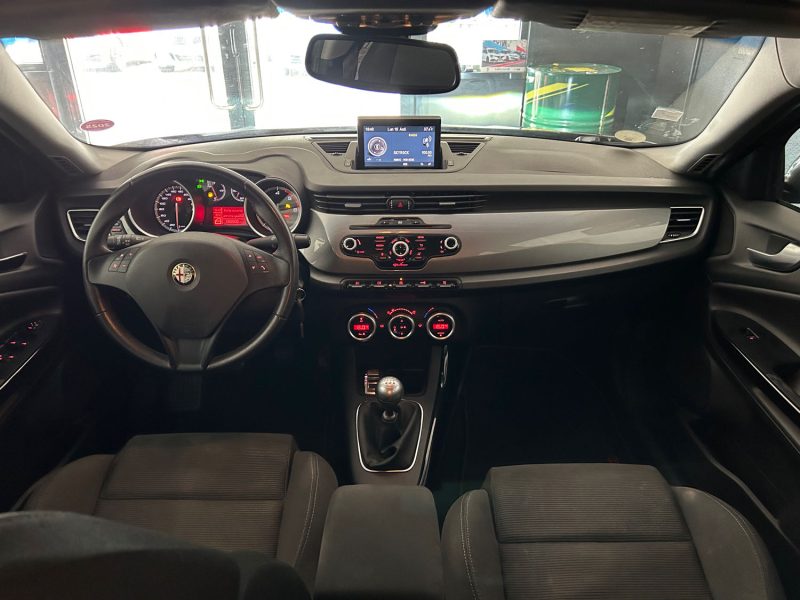 ALFA ROMEO GIULIETTA DISTINCTIVE 2.0 140 JTDM