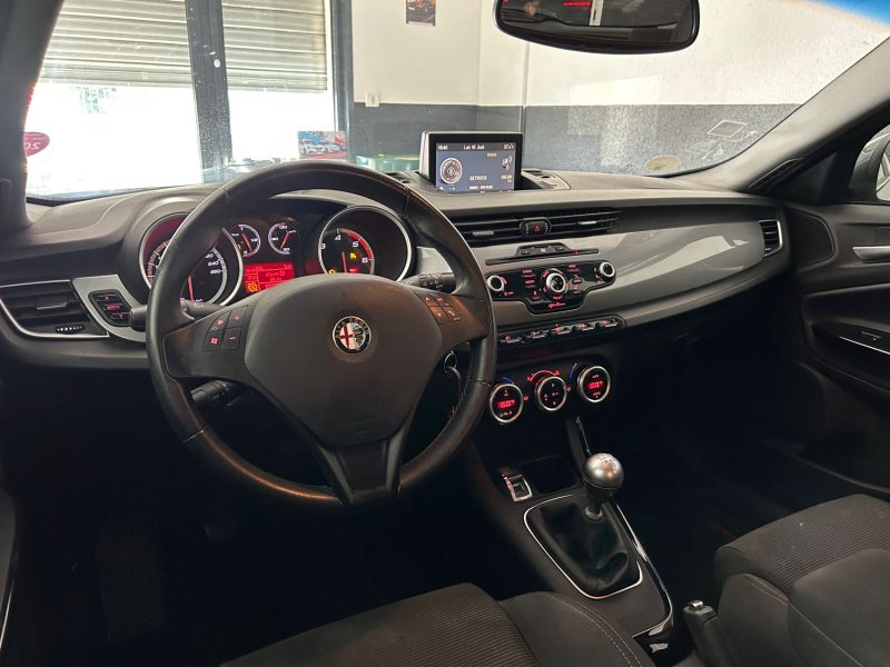 ALFA ROMEO GIULIETTA DISTINCTIVE 2.0 140 JTDM