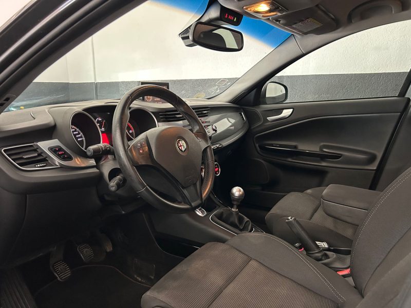ALFA ROMEO GIULIETTA DISTINCTIVE 2.0 140 JTDM