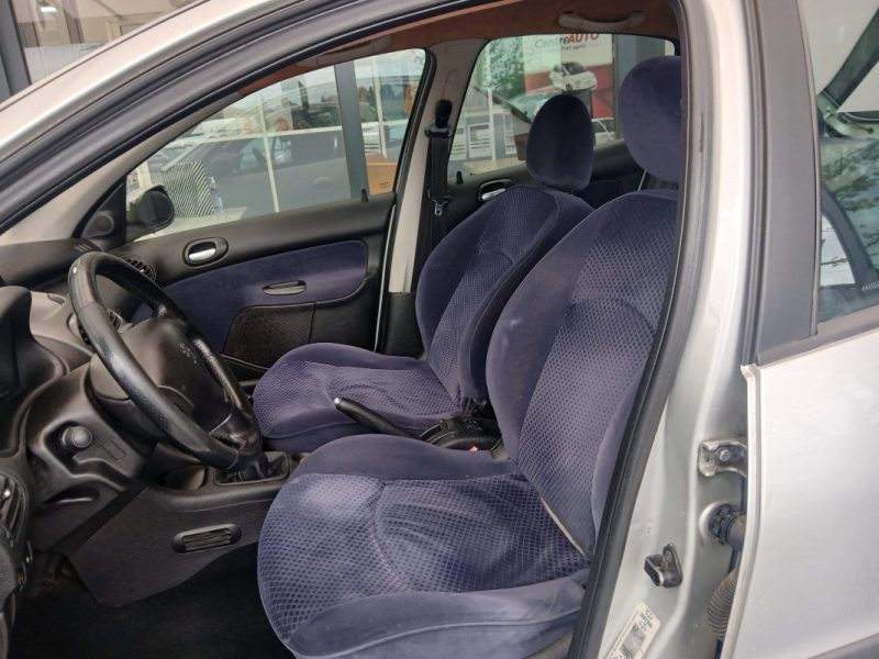 PEUGEOT 206  1.6 110 CV XT 5P  2004 VENDU DANS L'ETAT A PRO OU EXPORT