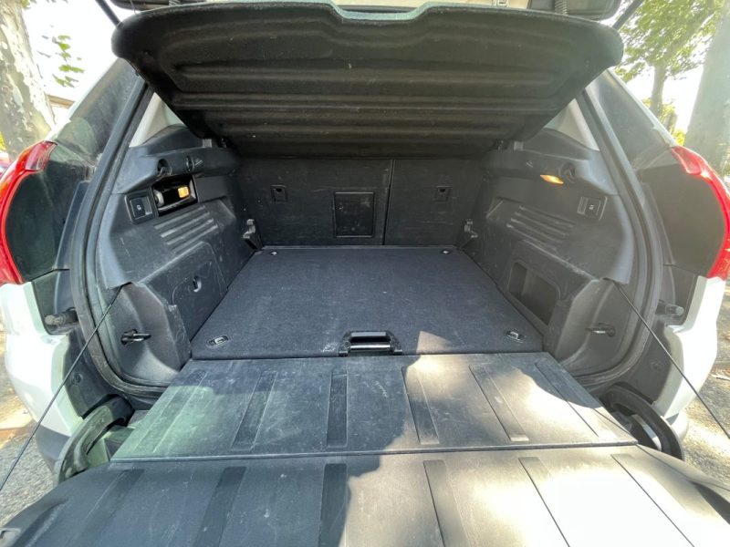 PEUGEOT 3008 ALLURE 150 ch 2.0 HDi Toit panoramique / Attelage