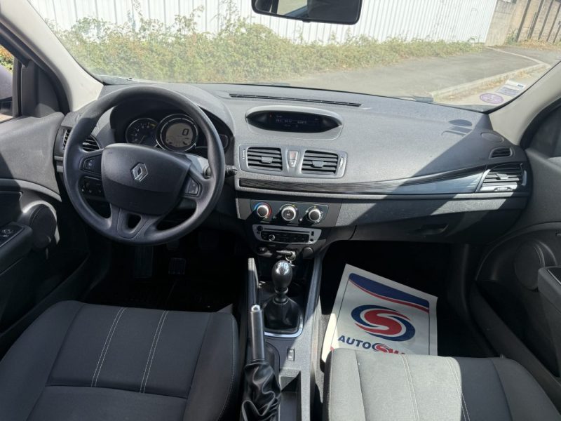 RENAULT MEGANE Phase 3 1.2 l Tce 115 cv 1er Main