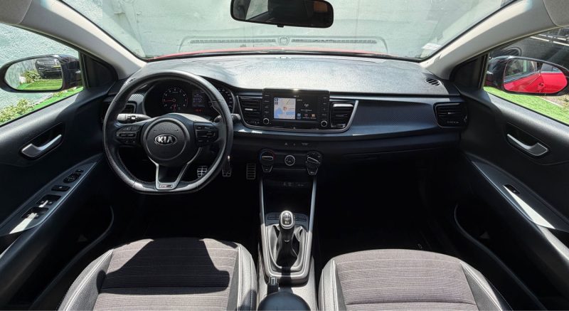 KIA RIO IV 1.0 T-GDI 100 GT LINE / 1 ERE MAIN / GARANTIE 12 MOIS  