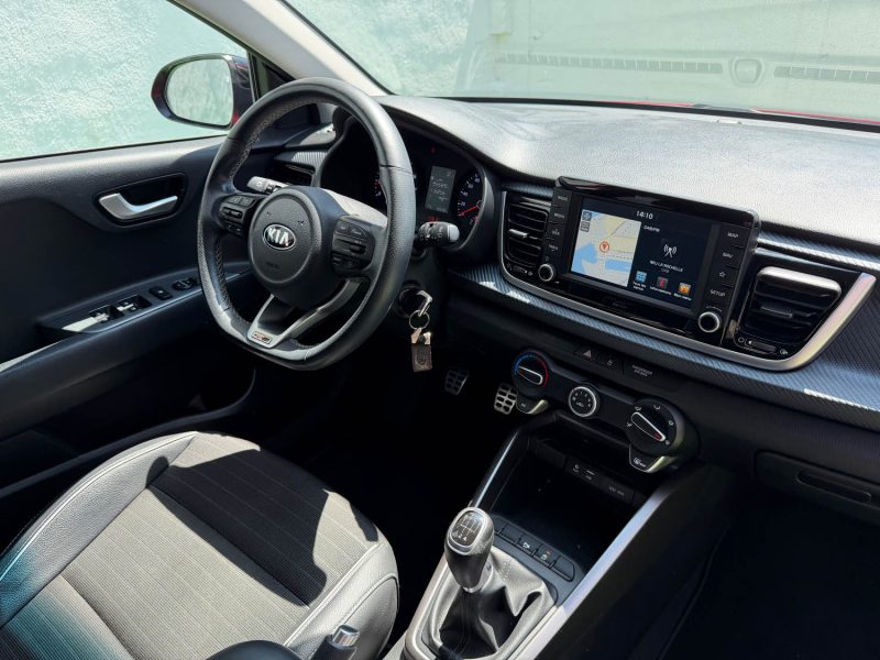 KIA RIO IV 1.0 T-GDI 100 GT LINE / 1 ERE MAIN / GARANTIE 12 MOIS  