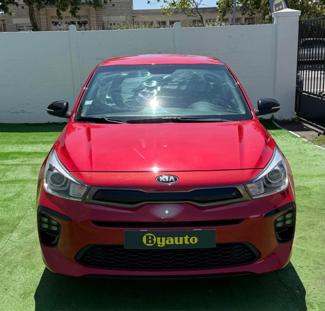 KIA RIO IV 1.0 T-GDI 100 GT LINE / 1 ERE MAIN / GARANTIE 12 MOIS  
