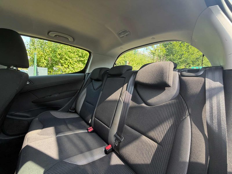 PEUGEOT 308 1.6 VTI D-SIGN 2012