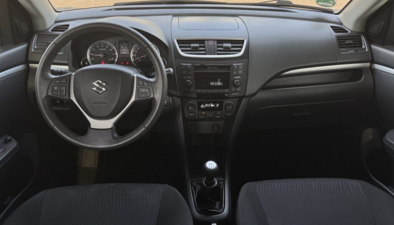 Suzuki Swift 1.2 VVT 95 ch PRIVILEGE toit ouvrant