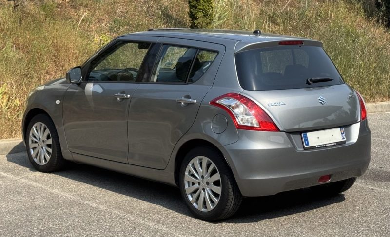 Suzuki Swift 1.2 VVT 95 ch PRIVILEGE toit ouvrant