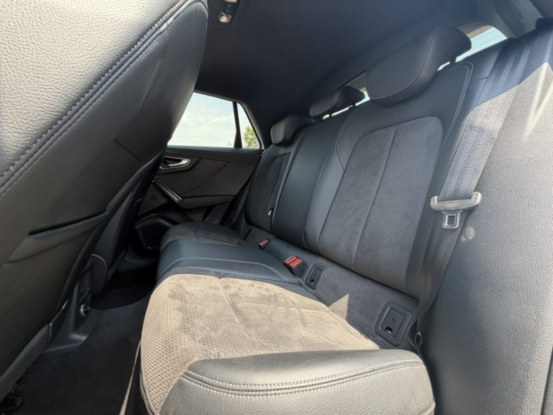 AUDI Q2 150cv S-LINE FULL OPTION / TOIT OUVRANT 