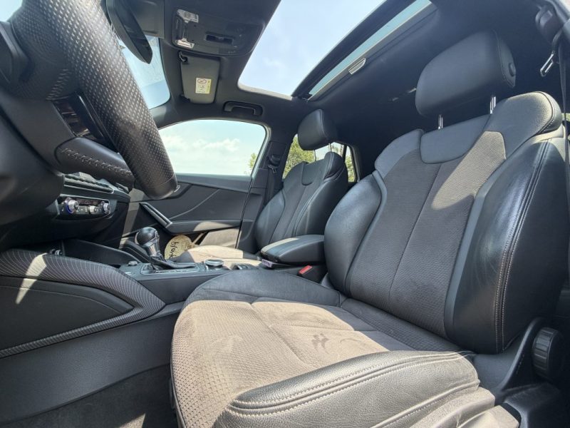 AUDI Q2 150cv S-LINE FULL OPTION / TOIT OUVRANT 