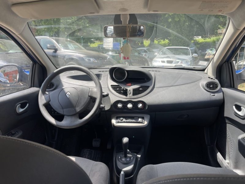 RENAULT TWINGO II 1.2 75 DYNAMIQUE QUICKSHIFT 5 2009