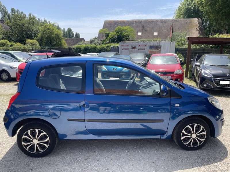 RENAULT TWINGO II 1.2 75 DYNAMIQUE QUICKSHIFT 5 2009
