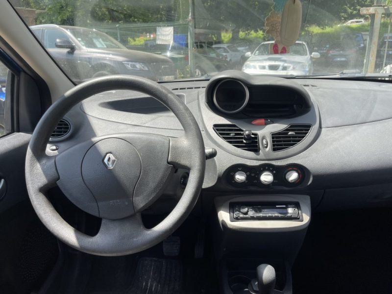 RENAULT TWINGO II 1.2 75 DYNAMIQUE QUICKSHIFT 5 2009