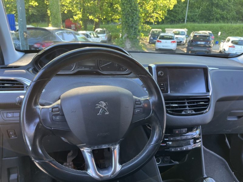 PEUGEOT 208 I (CA_, CC_) 1.2 PURETECH 82 2019