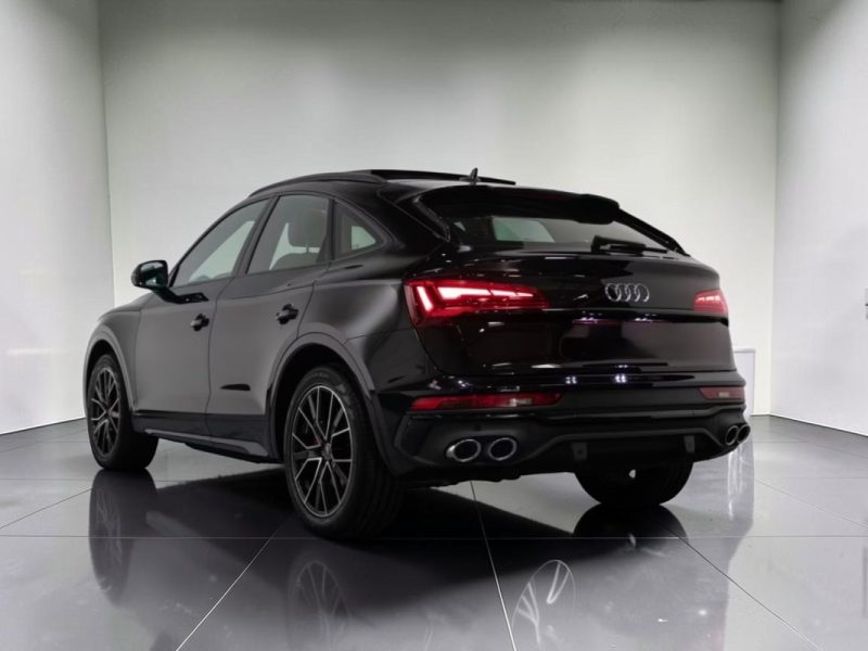 AUDI SQ5  2021