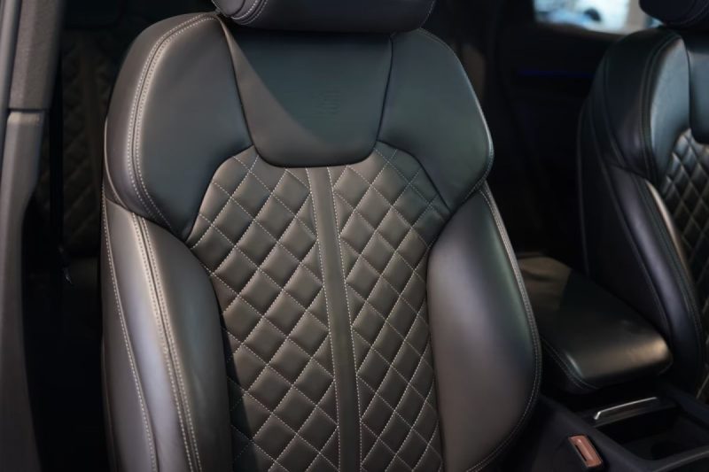 AUDI SQ5 3.0 TDI QUATTRO 347 CH – TURBO BLUE – SUSPENSION PNEUMATIQUE – MATRIX LED – PANO – AFFICHAGE TÊTE HAUTE – CAMÉRA 360° – ATTELAGE 2020