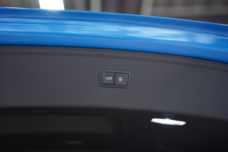 AUDI SQ5 3.0 TDI QUATTRO 347 CH – TURBO BLUE – SUSPENSION PNEUMATIQUE – MATRIX LED – PANO – AFFICHAGE TÊTE HAUTE – CAMÉRA 360° – ATTELAGE 2020