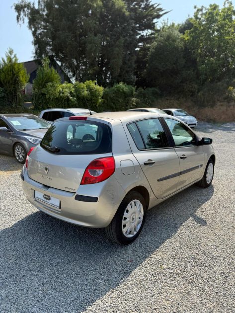 RENAULT CLIO III CONFORT DYNAMIQUE 1.4 16V 2006