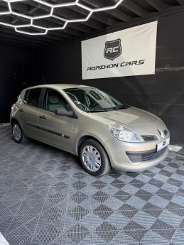 RENAULT CLIO III CONFORT DYNAMIQUE 1.4 16V 2006
