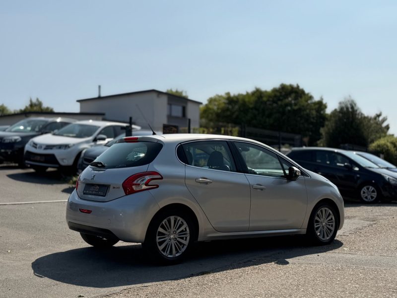 Peugeot 208 1.6 VTi 120 Allure – Clim - Bluetooth - Boite Auto - révisée & garantie 6 mois