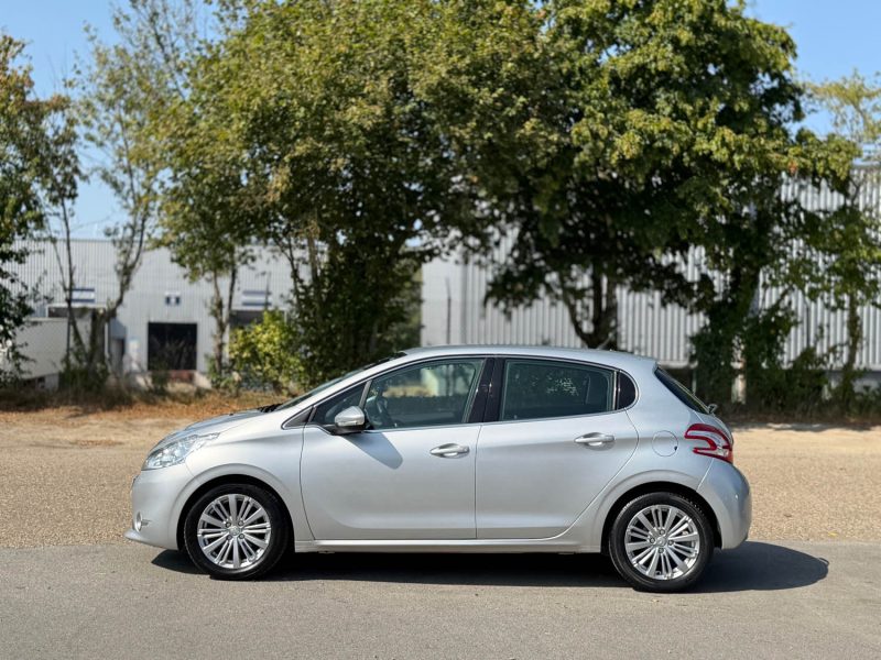 Peugeot 208 1.6 VTi 120 Allure – Clim - Bluetooth - Boite Auto - révisée & garantie 6 mois