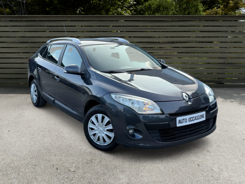 RENAULT MEGANE 1.6 I 110Ch PACK CONFORT GARANTIE 6 MOIS 