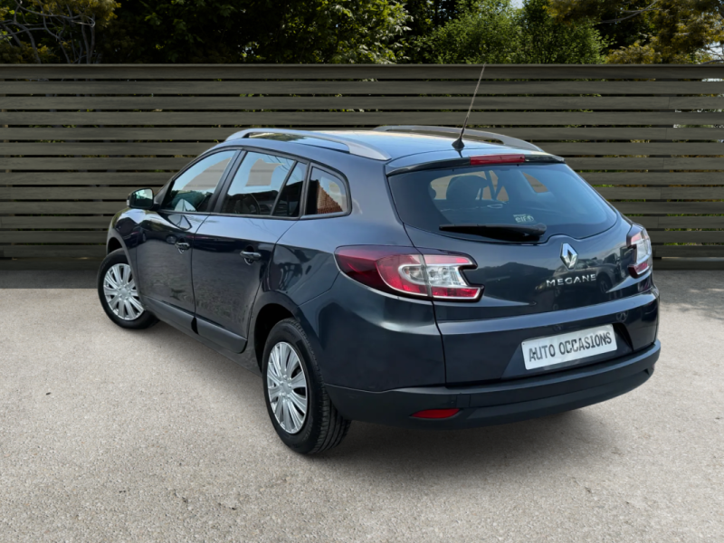 RENAULT MEGANE 1.6 I 110Ch PACK CONFORT GARANTIE 6 MOIS 