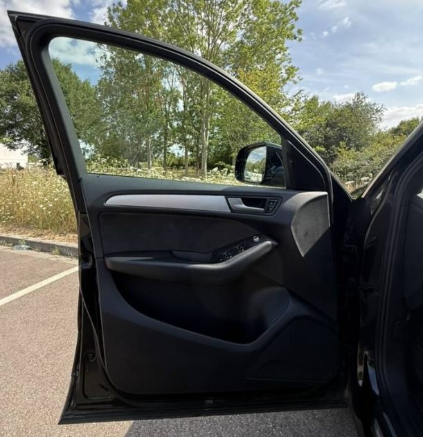 Audi Q5 2.0 Tdi 177Ch Quattro S-Line (Sièges Chauffants | Keyless | Angles Mort)