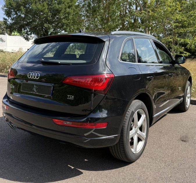 Audi Q5 2.0 Tdi 177Ch Quattro S-Line (Sièges Chauffants | Keyless | Angles Mort)