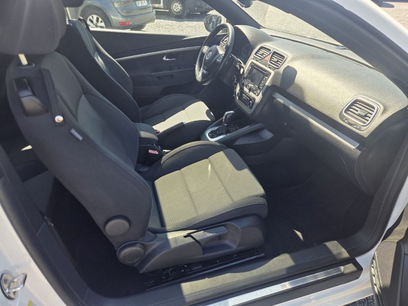 VOLKSWAGEN EOS TDI 140 SPORTLINE BLUEMOTION  DSG 2011