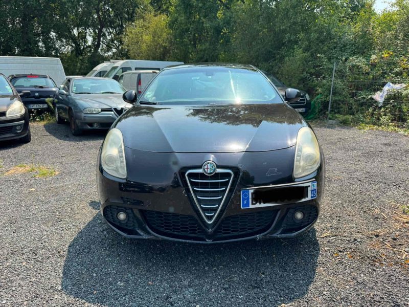 ALFA ROMEO GIULIETTA  DISTINCTIVE garantie 12 mois