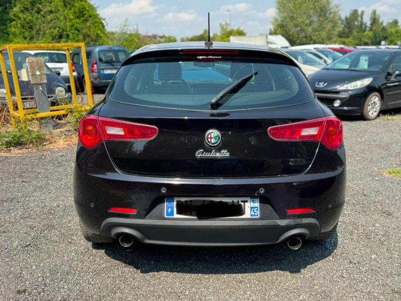 ALFA ROMEO GIULIETTA  DISTINCTIVE garantie 12 mois