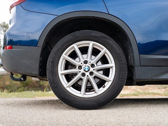 BMW X1 18D SDRIVE 150 LOUNGE BA PH2 