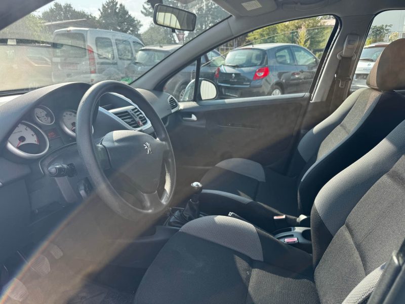 PEUGEOT 207 1.4 75CH URBAN MOVE 2009