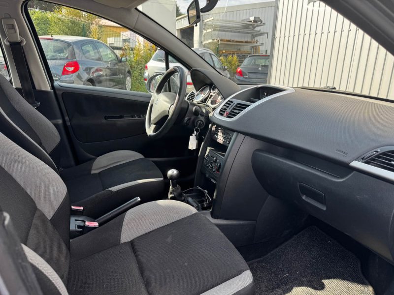PEUGEOT 207 1.4 75CH URBAN MOVE 2009