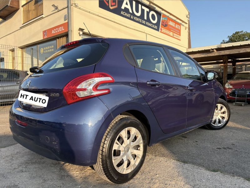 ✅PEUGEOT 208 1.4 HDI 70ch FAIBKLE KILOMETRAGE✅