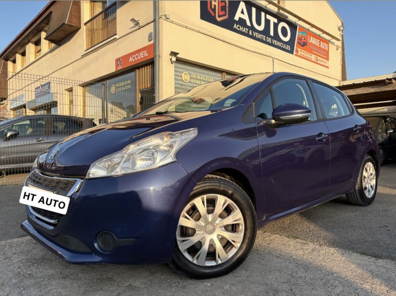 ✅PEUGEOT 208 1.4 HDI 70ch FAIBKLE KILOMETRAGE✅