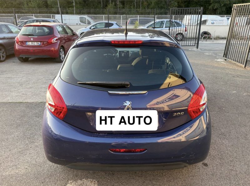 ✅PEUGEOT 208 1.4 HDI 70ch FAIBKLE KILOMETRAGE✅
