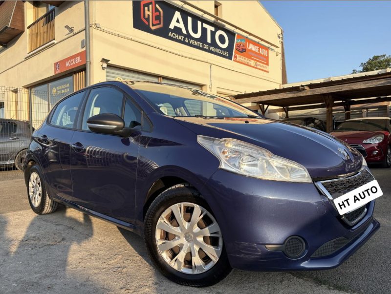 ✅PEUGEOT 208 1.4 HDI 70ch FAIBKLE KILOMETRAGE✅