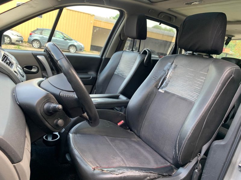 RENAULT SCÉNIC II 1.5 DCI 1461CM3 106CV  2008