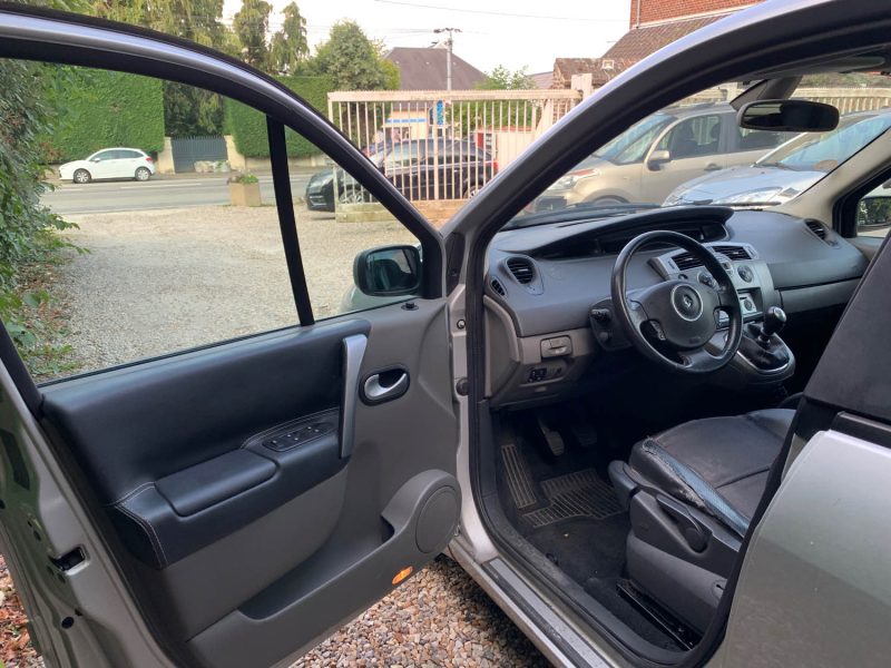 RENAULT SCÉNIC II 1.5 DCI 1461CM3 106CV  2008
