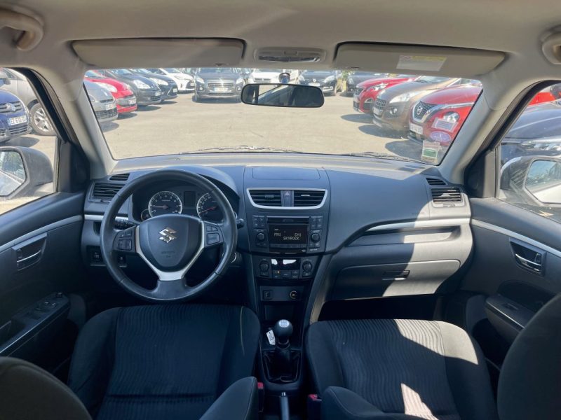 SUZUKI SWIFT III  1.2 94CH VVT GL  2010