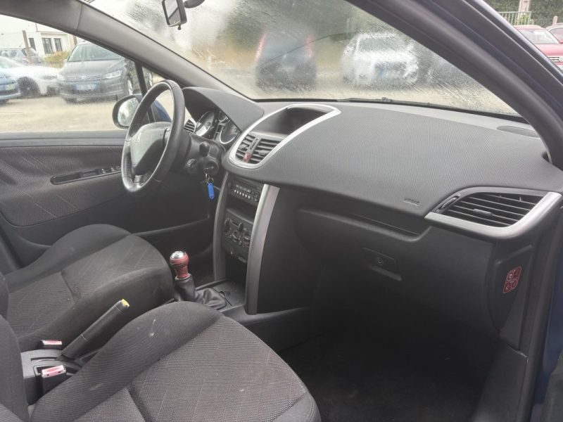 PEUGEOT 207 1.4 VTI 95  PREMIUM 2007