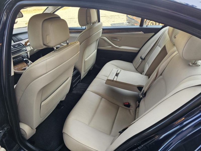 B.M.W. SERIE 5 525D LUXE BA 2010 / 1ERE MAIN / 6 CYLINDRES