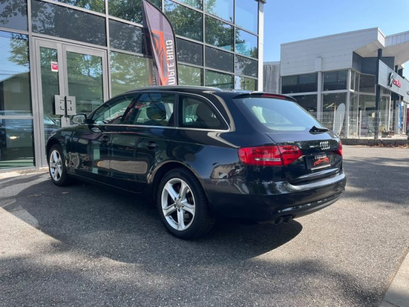 AUDI A4 Attraction 143 ch 2.0 TDI Phase 2 / 1ère main