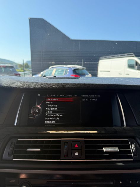 BMW 520D 190ch XDrive Touring F11 Luxury - Entretien et Suivi BMW
