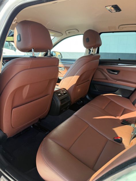 BMW 520D 190ch XDrive Touring F11 Luxury - Entretien et Suivi BMW